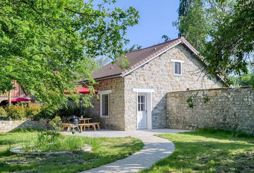צימר Le Petit Château De Barbizon Au Bois Du Mée