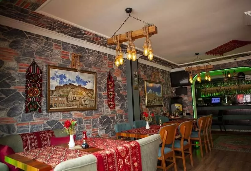 ホテル Blue Zerzevan Konak