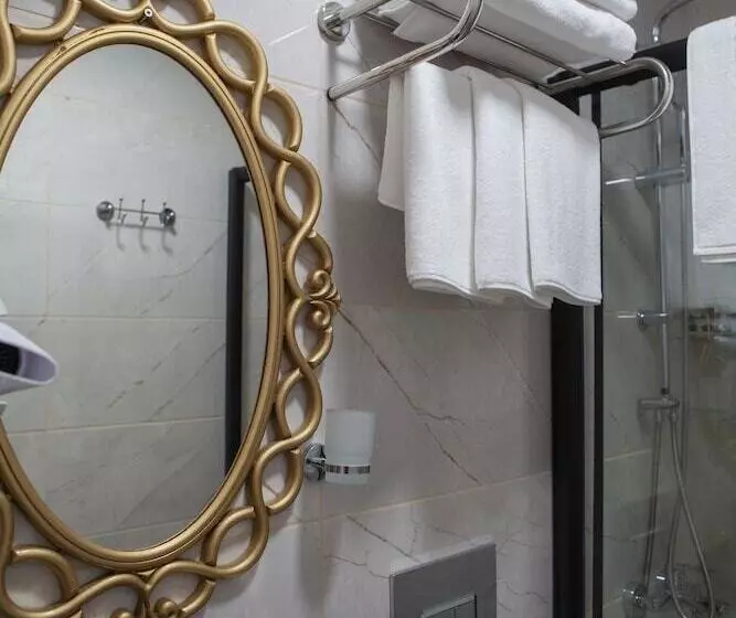 ホテル Blue Zerzevan Konak