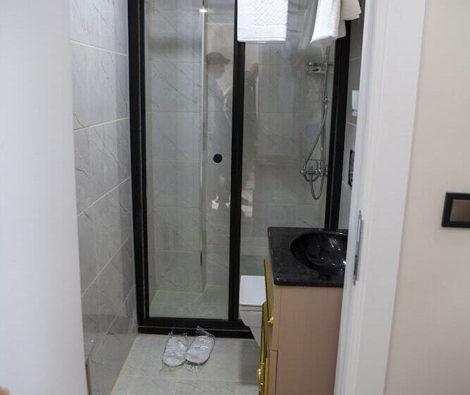 Hotel Blue Zerzevan Konak