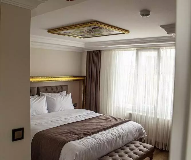 ホテル Blue Zerzevan Konak