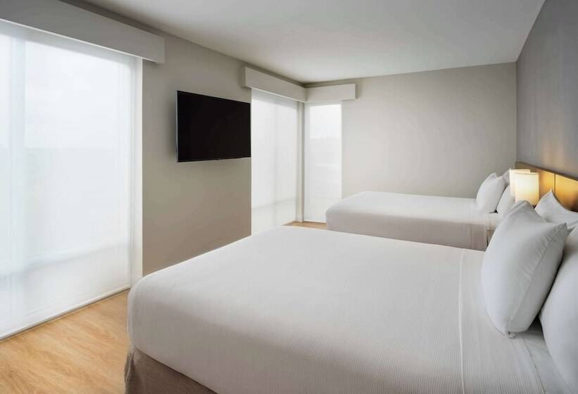 هتل Hyatt Place Melbourne Airport, Fl