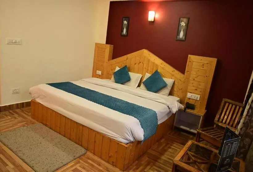 ホテル Krishana Cottage By Nirvana Hills A Pure Veg 86290    57745