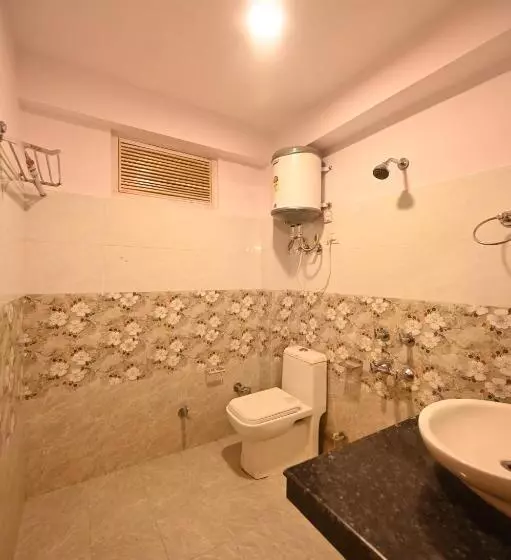 ホテル Krishana Cottage By Nirvana Hills A Pure Veg 86290    57745