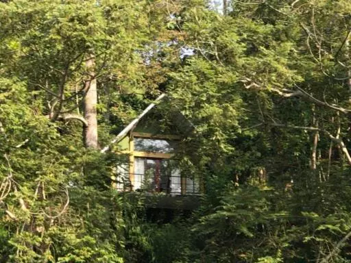 Hotelli The Wild Cottage By The River