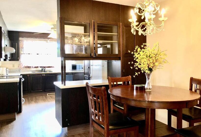 膳宿费 Cheerful Room With Private Bathroom