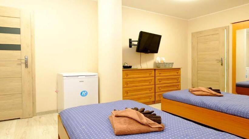 بنسيون Vila24 Levice