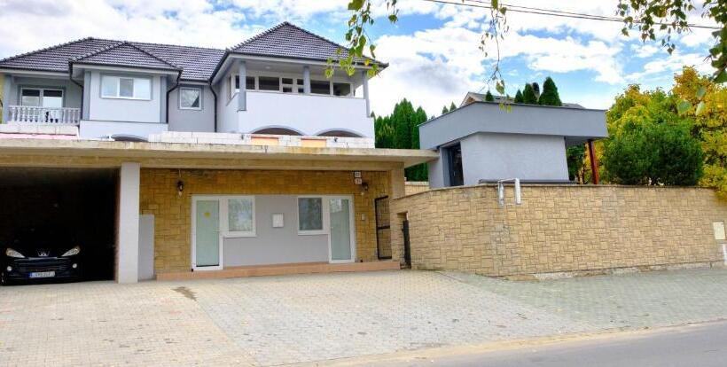 بنسيون Vila24 Levice