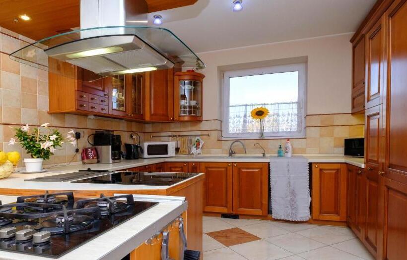 بنسيون Vila24 Levice