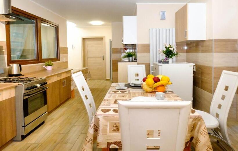 بنسيون Vila24 Levice