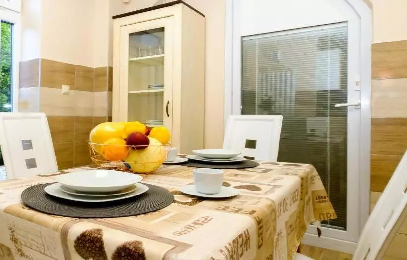 Pensione Vila24 Levice