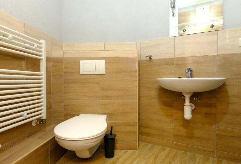 بنسيون Vila24 Levice