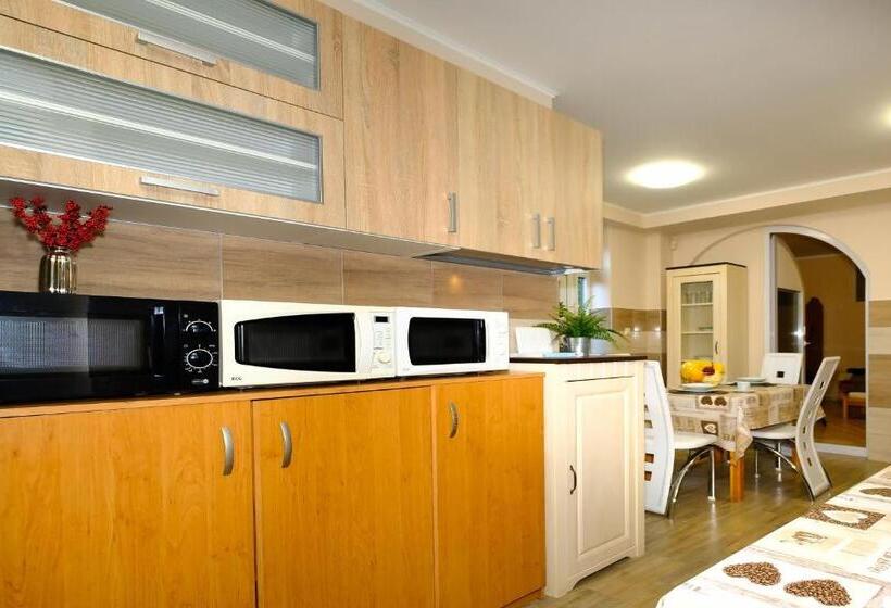 بنسيون Vila24 Levice