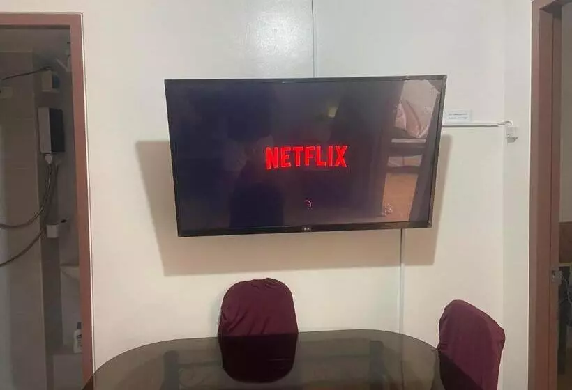 ユースホステル Staycation @bali Oasis 2  2br Unit With Sunset View