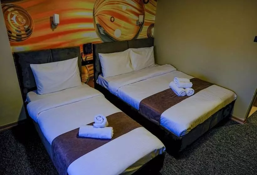 Hotelli Bursa Grand Loyal City