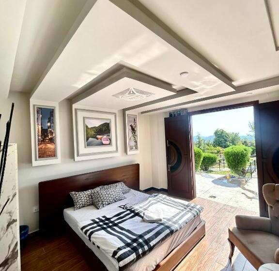 هتل Summit Resorts