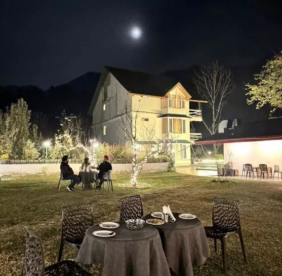 ホテル Vaayu Resorts And Spa