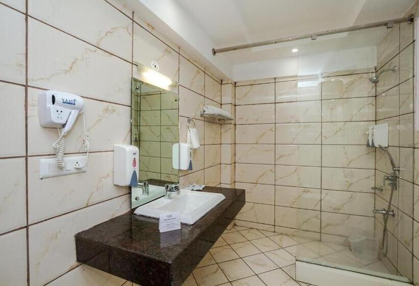 Hotel Vaayu Resorts And Spa