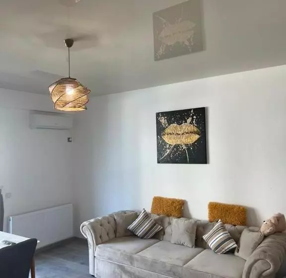 Almar Luxury Residence   Renting Apartments & Free Pool