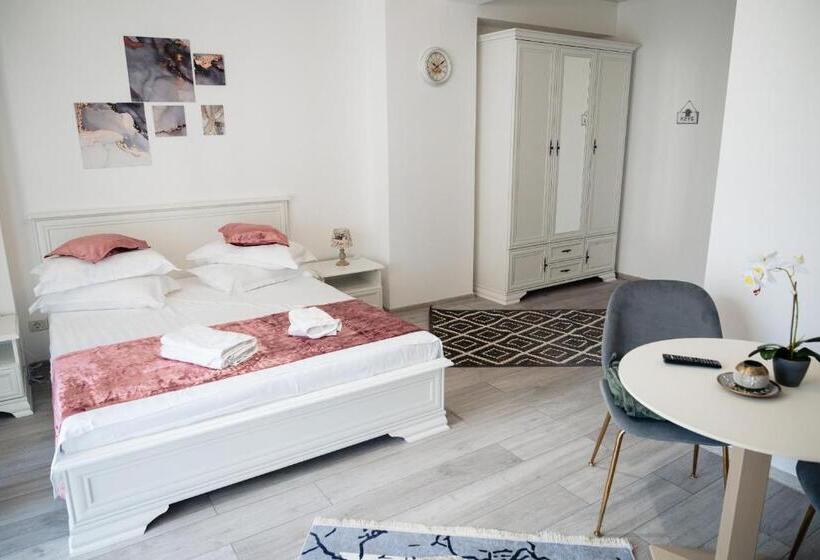 Almar Luxury Residence Renting Apartments & Free Pool