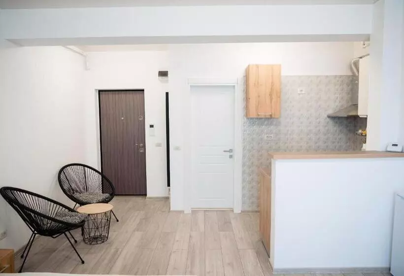 Almar Luxury Residence   Renting Apartments & Free Pool