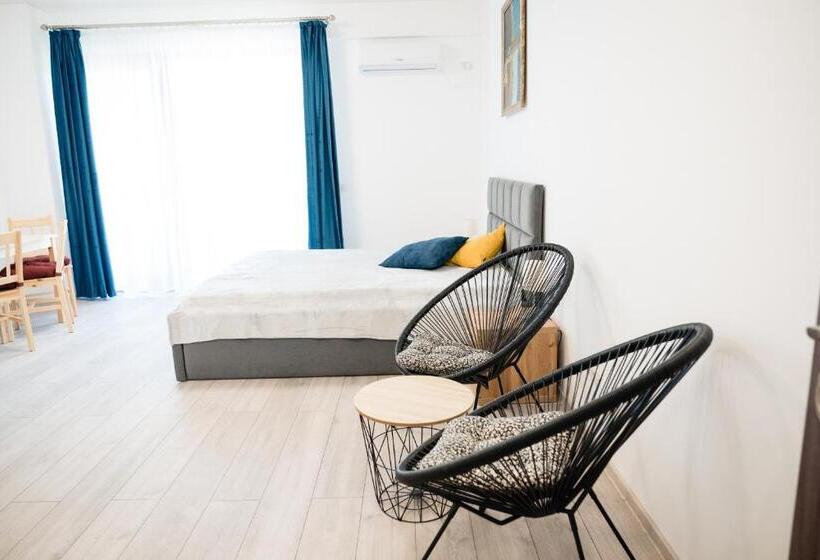 Almar Luxury Residence Renting Apartments & Free Pool