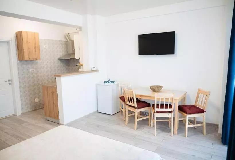 Almar Luxury Residence   Renting Apartments & Free Pool