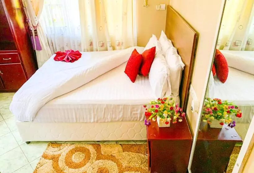تختخواب و صبحانه Spring Hills Hotel   Morogoro