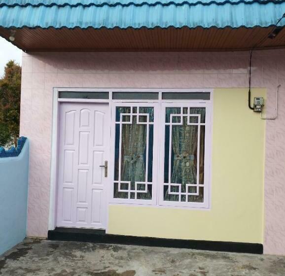 Eni Homestay Bukit Apit