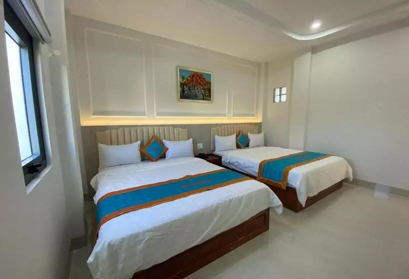 هتل Khách Sạn Biển Xanh