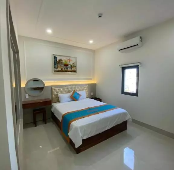 هتل Khách Sạn Biển Xanh