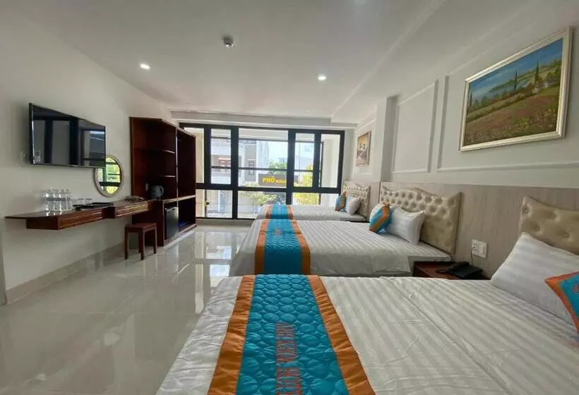 هتل Khách Sạn Biển Xanh