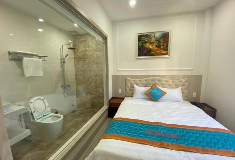 هتل Khách Sạn Biển Xanh