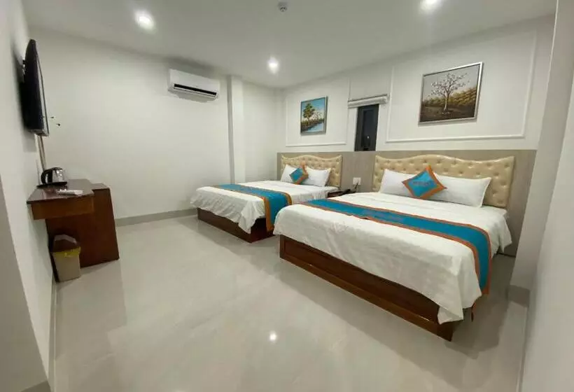 هتل Khách Sạn Biển Xanh