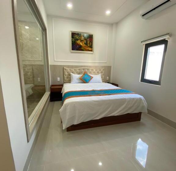 هتل Khách Sạn Biển Xanh