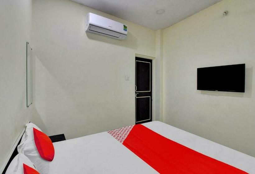 Hotel Oyo Flagship 81143  Green Farm