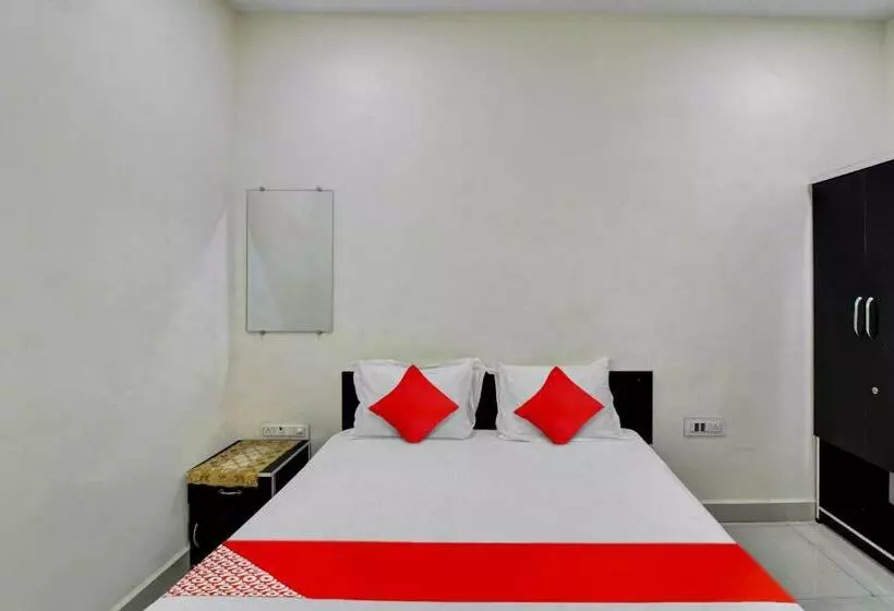 Hotelli Oyo Flagship 81143  Green Farm