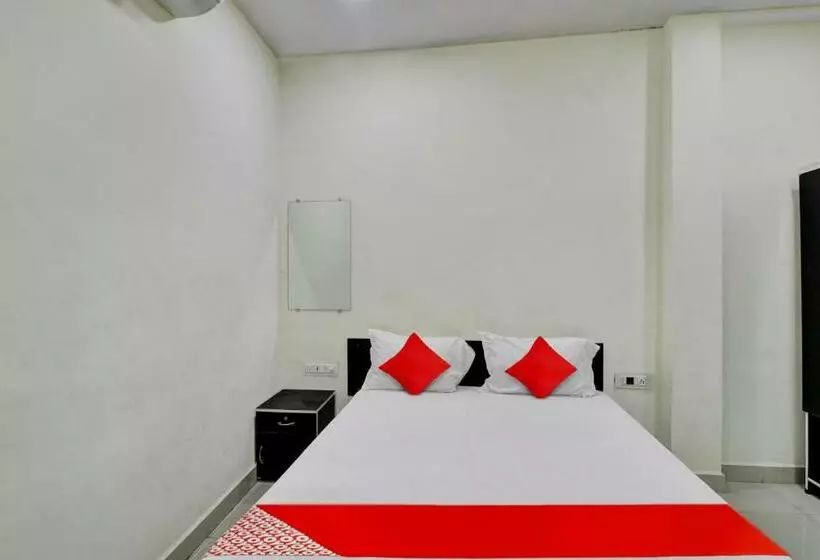 Hotelli Oyo Flagship 81143  Green Farm