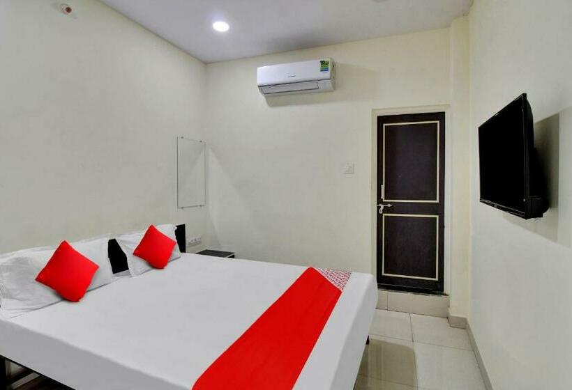 Hotel Oyo Flagship 81143  Green Farm