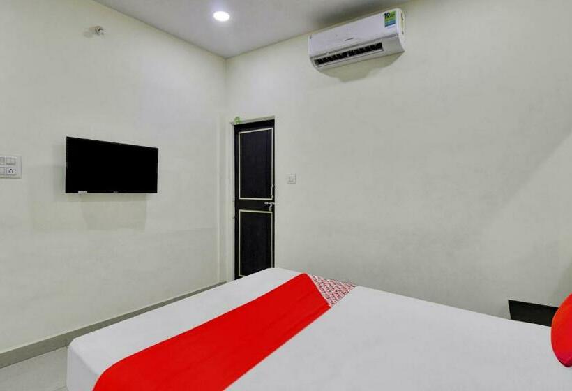 Hotel Oyo Flagship 81143  Green Farm