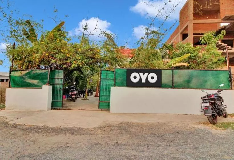 Hotelli Oyo Flagship 81143  Green Farm
