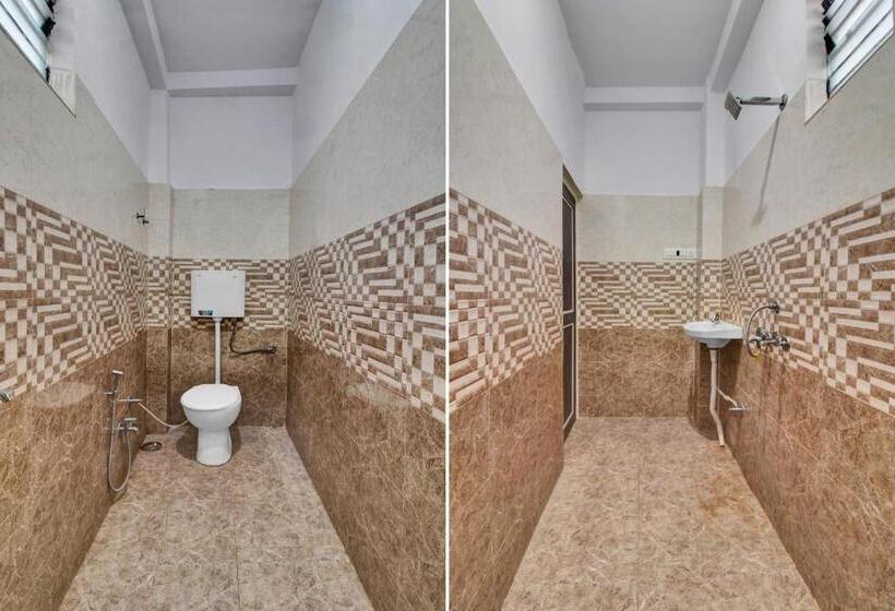 Hotel Oyo Flagship 81143  Green Farm