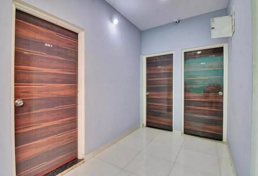 Hotelli Oyo Flagship 81143  Green Farm