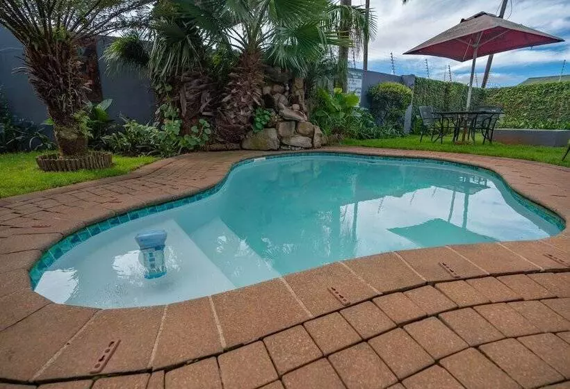 Majatalo Gusto S Inn