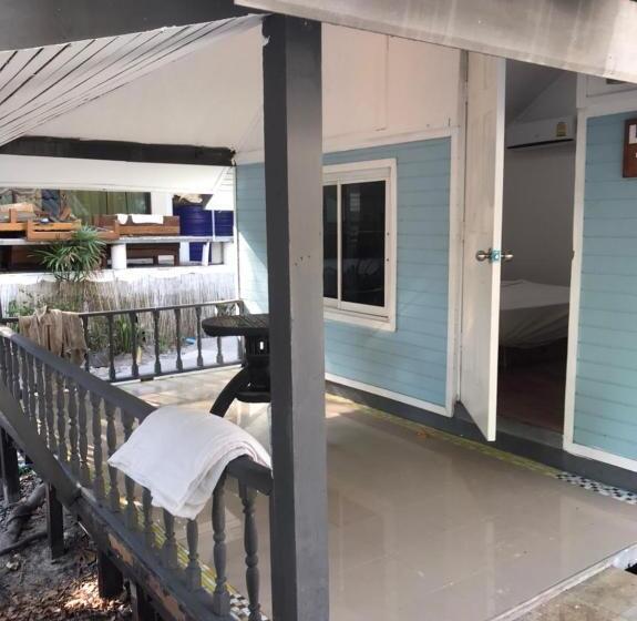 پانسیون Season Ly1