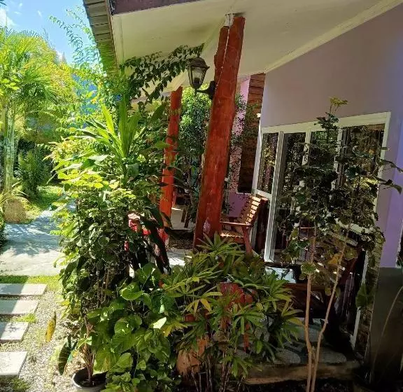 リゾートホテル Lucky Bungalows Koh Mook