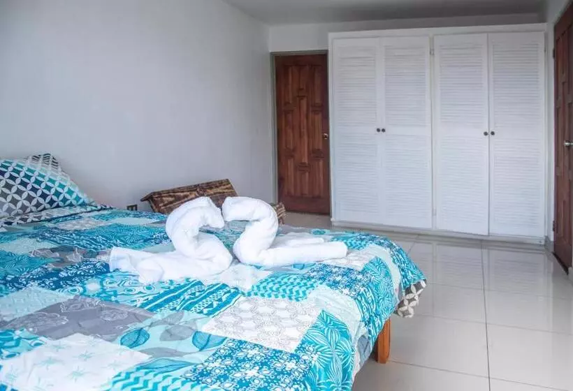 هاستل Las Carmelas, Airport Juan Santamaría, Alajuela, San José