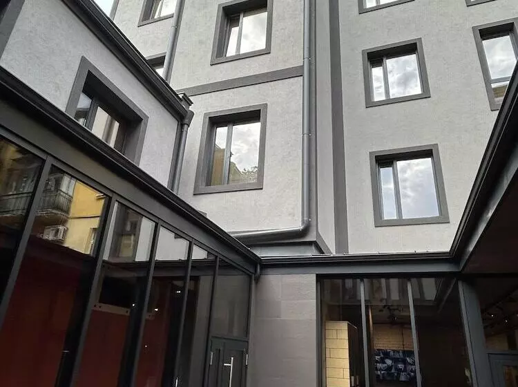 Art Hotel 158