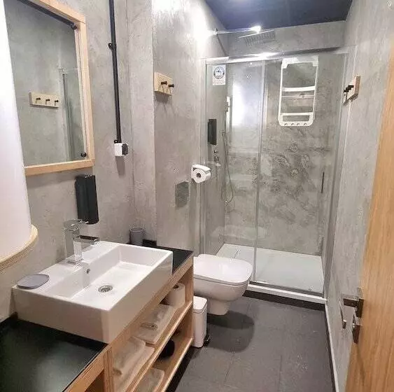 Art Hotel 158