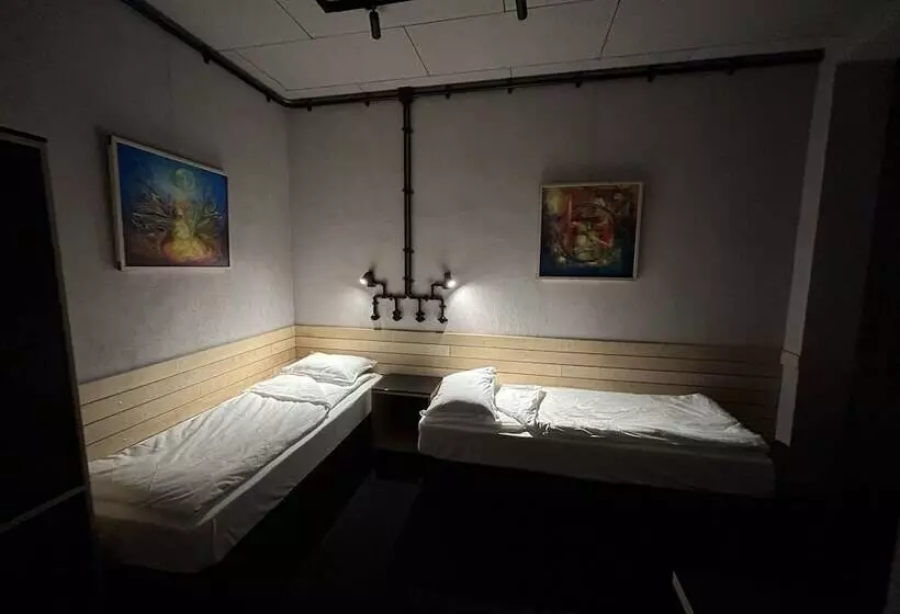 Art Hotel 158